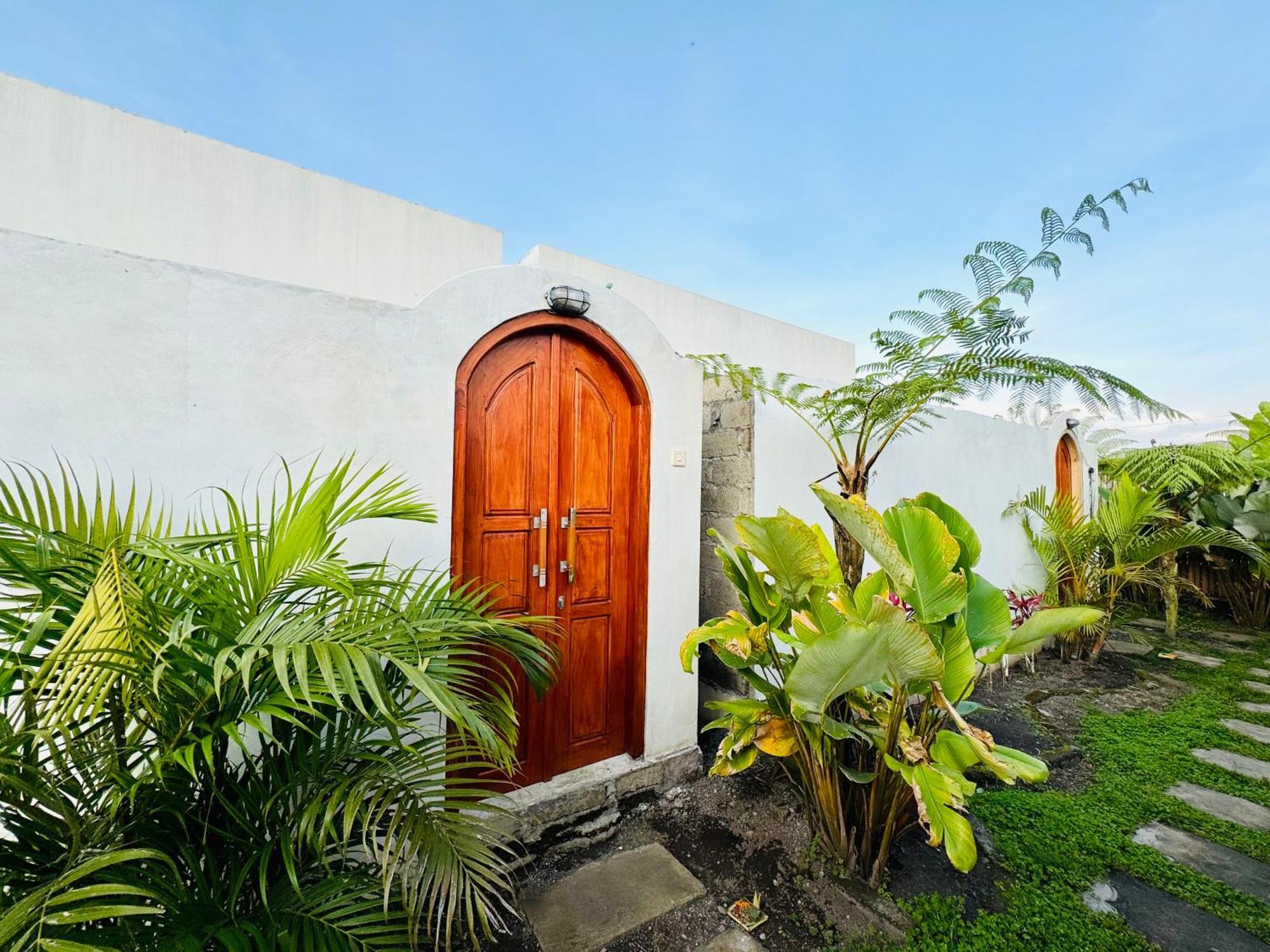 Brahmastra Bali Villa Кубупенлокан Экстерьер фото